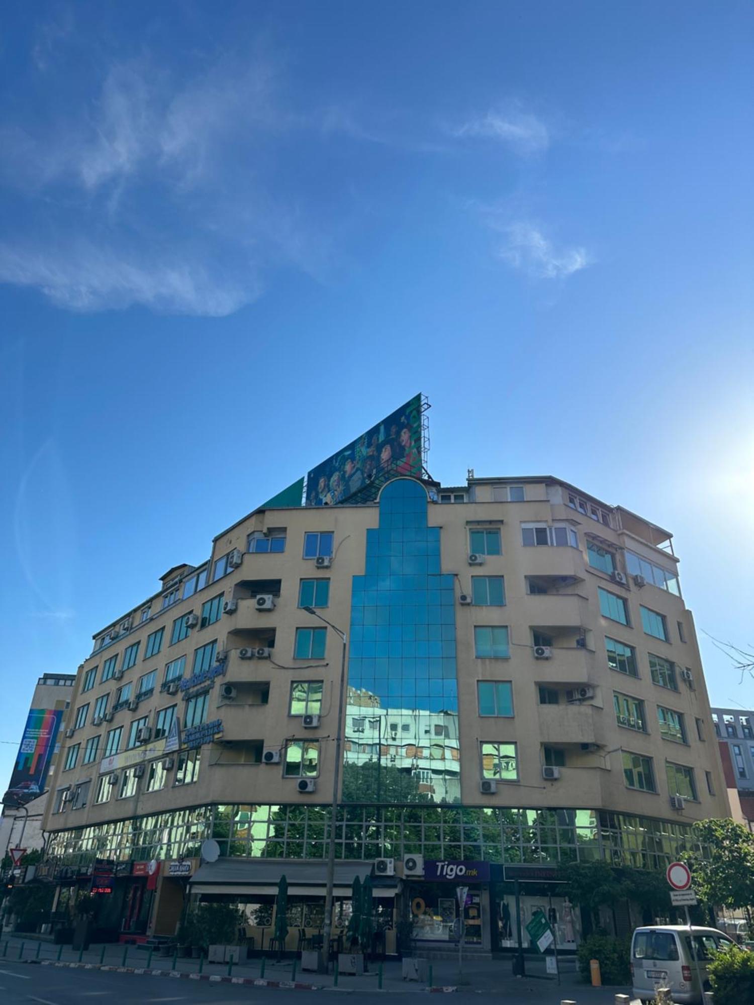 Grand Central Apartment Skopje Ngoại thất bức ảnh
