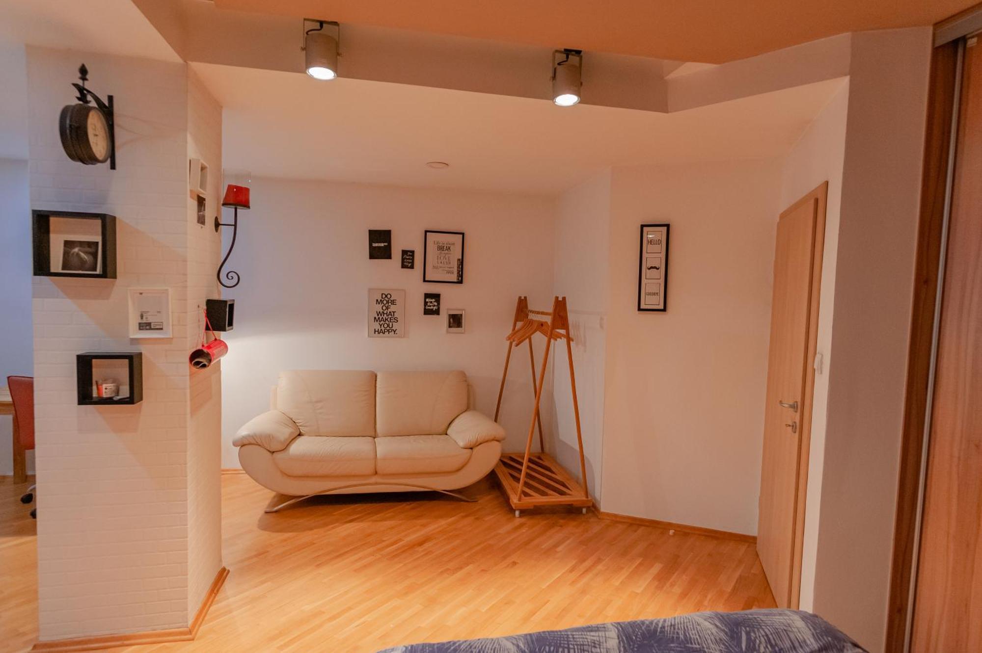 Grand Central Apartment Skopje Ngoại thất bức ảnh