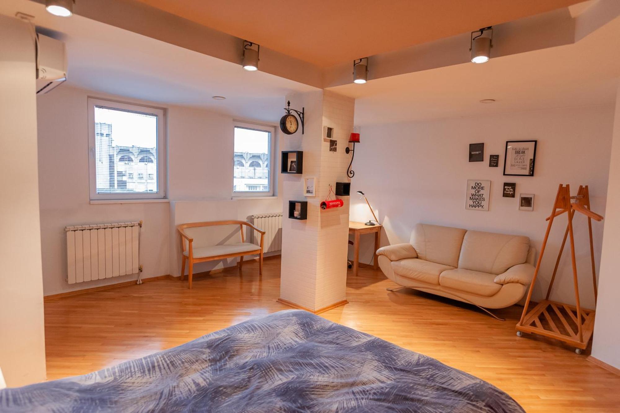 Grand Central Apartment Skopje Ngoại thất bức ảnh